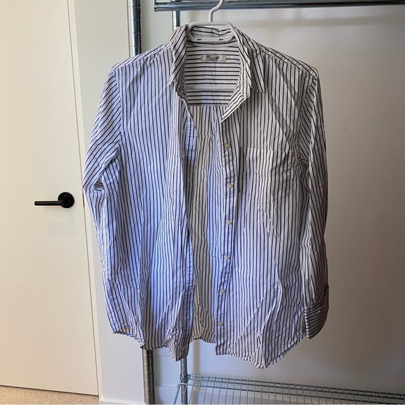 Cotton button down - Picture 1 of 5